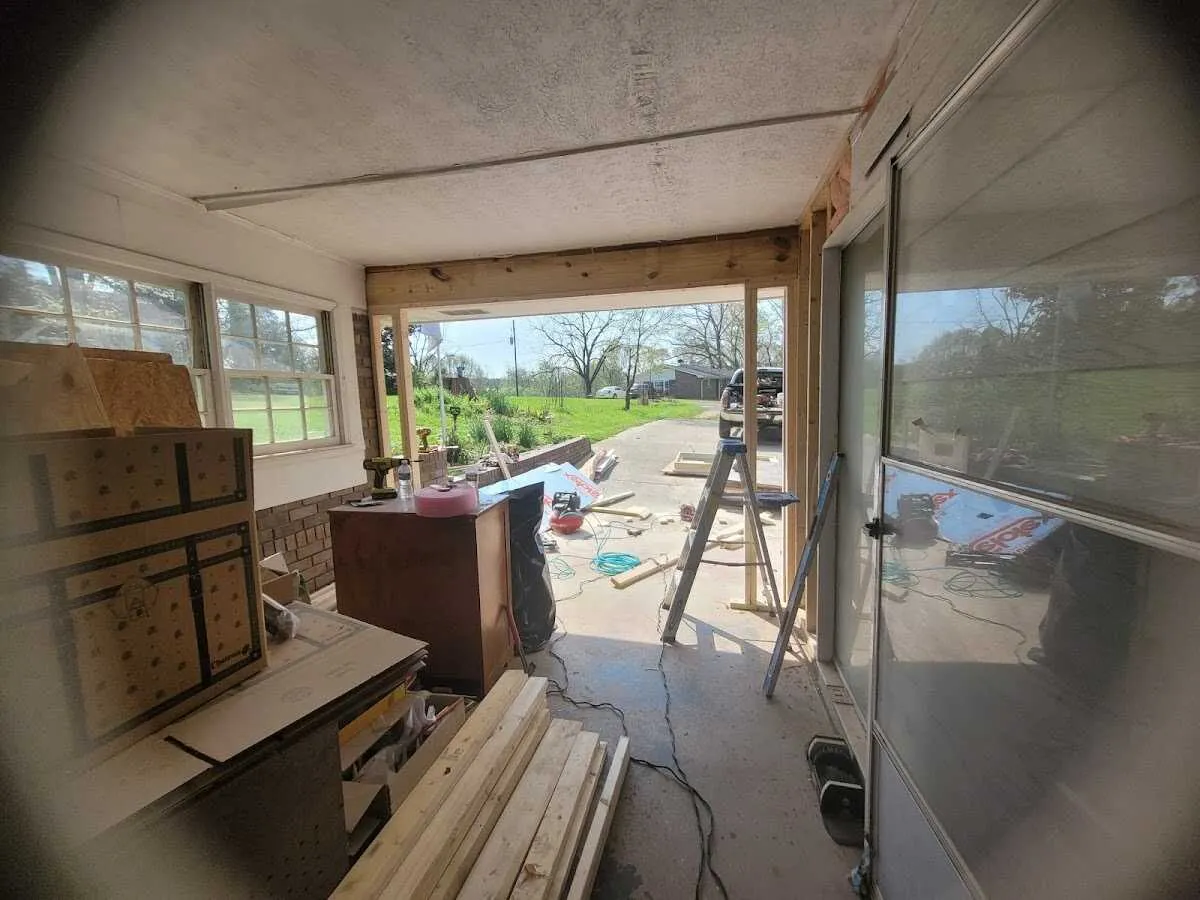 Air movers and dehumidifier for Water Mitigation Services in Rohnert Park